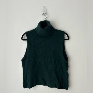 Iris Singer green cashmere turtleneck sweater